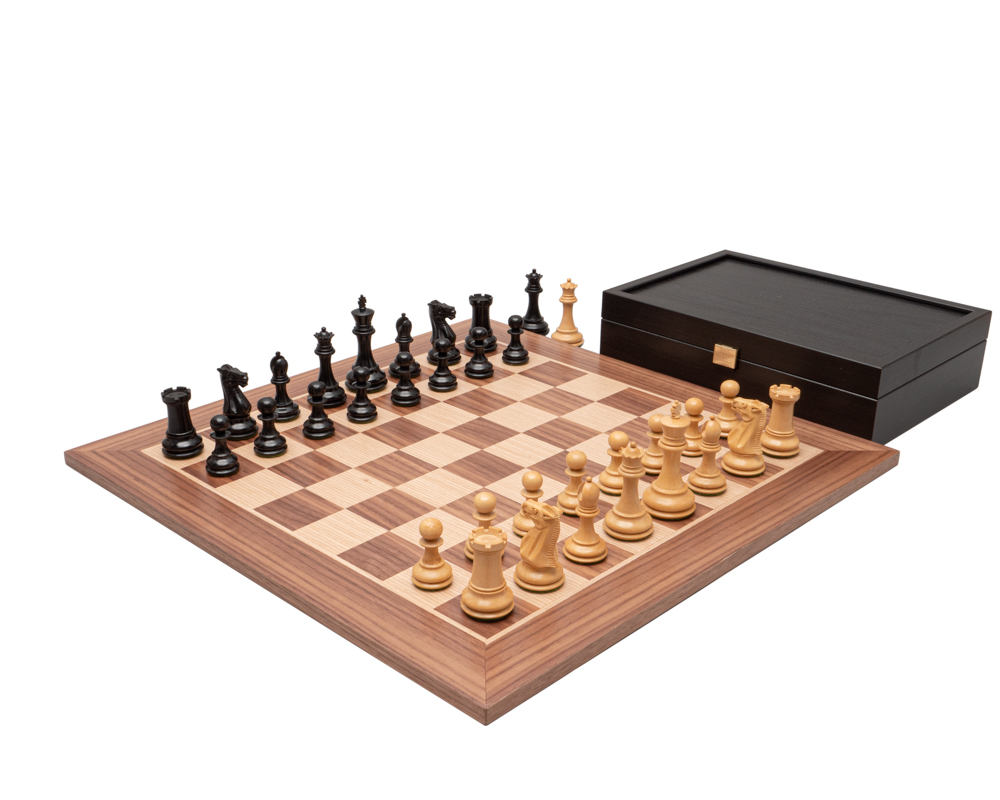 The Windsor Ebony and Walnut Traditional Chess Set